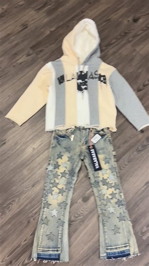 NEW KIDS DROP TOMORROW 10AM CST‼️ Comment your son or daughters size and pick fit 1-5 to lock in yours💯 GOING LIVE ON THE SITE TOMORROW📲 | Valabasas