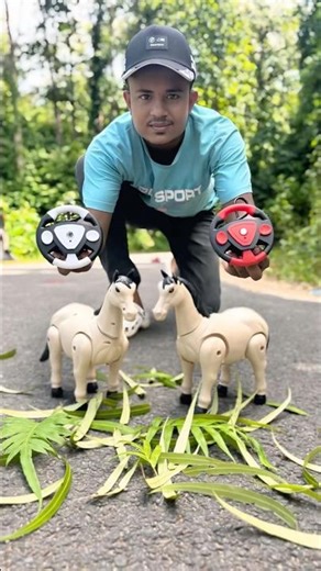 Epic Remote-Control Horse Race on the Road! 😱🐴#youtubeshorts