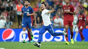 Football pitch invasions: Punishments, videos & are people banned from stadiums? | Goal.com