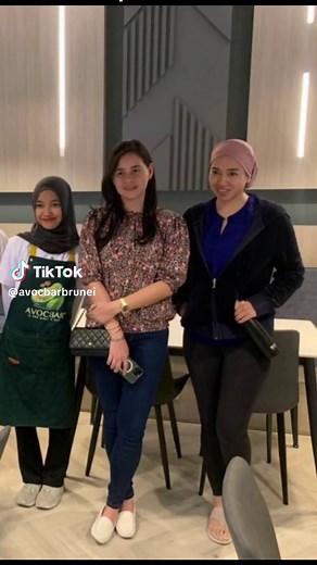 Royal Visit to Avocbar by Princess Sarah and Prince Muntaqim