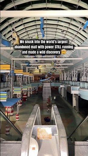 Exploring the world’s largest abandoned mall (Cincinnati Mills)