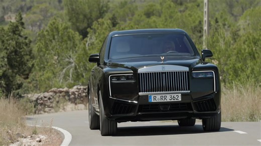 Rolls-Royce Cullinan Series II - 'Luxurian' finished in Olivin Preview