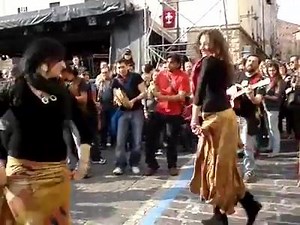 Tarantella Lucana dalla provincia di Potenza. 💃🕷🤩 [Fonte: alesspro - youtube] | Pizzica Online PaginaUfficiale