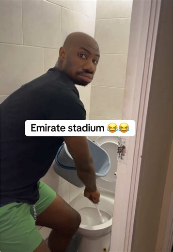 UK go whyne you but no panic 😂😂😭😭😭 #nigeriansinuk #funny #care #warehouse #cleaner