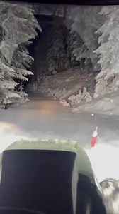 Danke julian.pewny Schöne Grüße aus dem Pongau Österreich Video von heute Morgen #winterdienstbilder #winterdienst #winter #schnee #lkw #schneepflug #streusalz #Straß #snow #verkehr #Wetter #Schneefälle #schneefräse | Winterdienst-Bilder