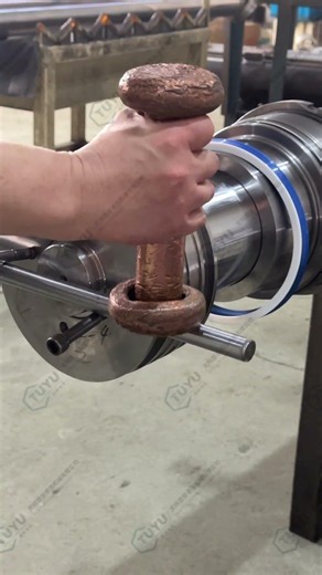 Large hydraulic cylinders engineered for strength, reliability, and long service life.
