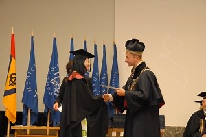 LSMU Medicinos fakulteto absolventams įteikti diplomai - Kauno Žinios