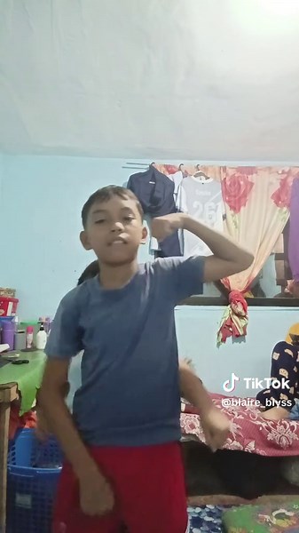 Akeisha Blyss (@blaire_blyss)’s videos with son original - Trendformusic🤍🇲🇺