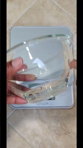 How To Use a Kitchen/Food Scale! #baking #thebakedscientist #kitchenscale #howtomeasure