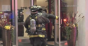 Man hospitalized after Chicago high rise fire