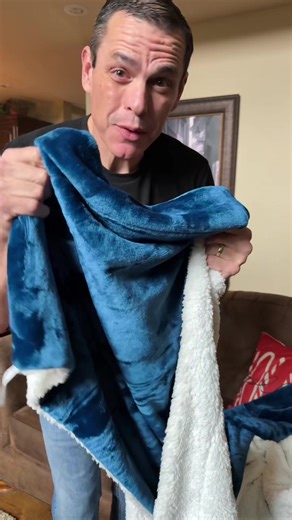 So warm And soft #mvc55 #throwblanket #blanket #cgklinens #tiktokshopholidayhaul @CGK Linens