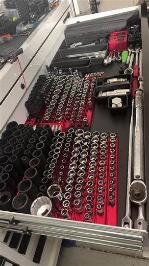 Organizing Your Toolbox: First Drawer Makeover