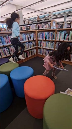 quick trip to the library ❤️