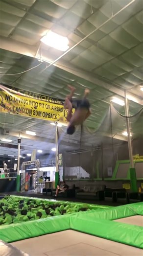 Dub Back to Kaboom Full Full (Lowe’s Xtreme Airsports) #flip #shorts #viralshorts #fyp #trampoline