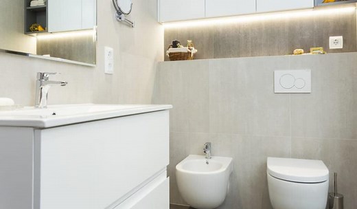 Come arredare un bagno piccolo: regole, idee e soluzioni salvaspazio