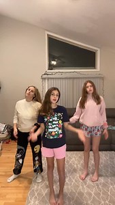 This Tyla dance challenge was way harder than it looks 😅💃 Notice me in the back… slowly becoming shorter than both of my beautiful girls who make this look so easy! 💖✨ #TylaDanceChallenge #DanceReels #DanceMomLife #FunnyDance #FamilyDanceChallenge #MomLifeUnfiltered #DanceFails #ViralReels #TrendingReels #ReelMoments #DanceWithKids #FamilyFun #LOLReels #MomAndDaughters #DanceLaughLove #ReelsThatPop #DanceObsessed #DanceChallenge2025#burnsdoesdisney #vickypixieparks | Vicky Pixie Parks