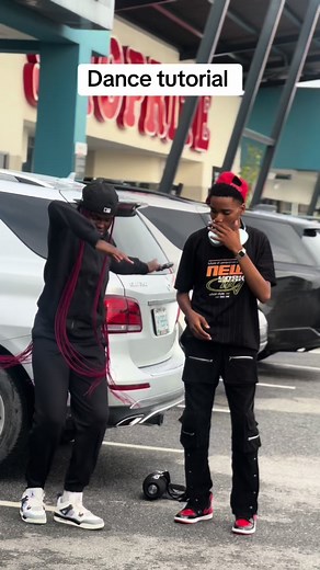 Saxophone Dance Tutorial in 3 Easy Steps