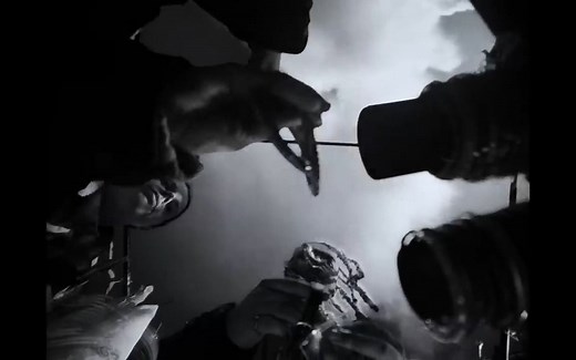 卧室乐队诞生 朦胧梦幻般的乐器上"Sampha"暖和的R&b嗓音：Speakers Corner Quartet - Can We Do This?