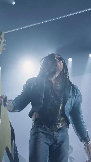 It’s time Australia, Lenny Kravitz is finally coming our way! His Aus tour has kicked off in spectacular fashion, showing the country exactly what he's made of!! 🔥 🎟️Final tickets on sale now! https://ow.ly/CpxK50XtS3T Videographer: Aitken Lau Motion Design & Editing: Alistair Kincaid | Ticketek Australia