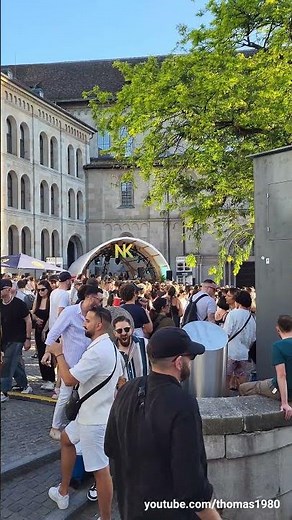 Züri Fäscht / Party beim Grossmünster in Zürich / Stadt Zürich / Schweiz 2023 / #shorts