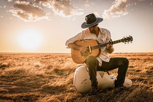 Tour — Daniel Rodriguez