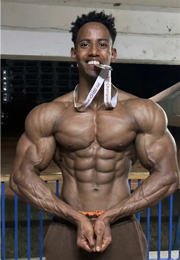 #dreamina #dreaminapioneer #capcutpioneer bodybuilding ai prompt. best method for ai muscle images. chatgpt muscle prompt tutorial. gemini photo prompt bodybuilder. chatgpt body editing. muscles body shape prompt for chatgpt. i wanna more muscle for this image but with the same details. wanna see my muscles. body muscles template. chatgpt prompt copy and paste photo prompts with body. #building #tutorial fitness muscle effect photos kaise banaye. muscle lines ko badhane wale photos kaise banaye.