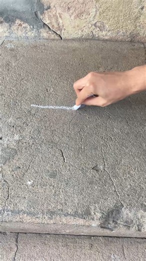 162K views · 2.9K reactions | Zeichnen Sie mit Kreide eine Linie auf den Eingang Ihres Hauses und sehen Sie, was passiert! | Top Tipps | Facebook