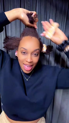 This is how I get my 4A hair to go from tight coils to a big curly fro. You gotta stretch it out!!! #4ahair #4chair #naturalhairstyles #shrinkage #fyp