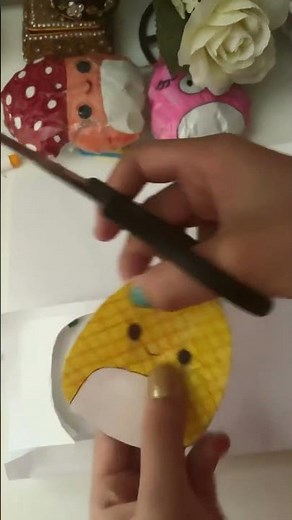 Tutorial on how to make a paper squishy!! 😊✨