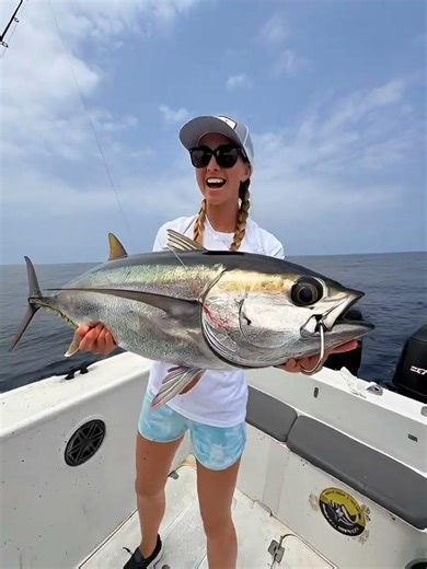 Tuna on the casting jig! #johnnyjigs #fishing