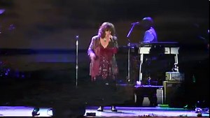 22K views · 1.1K reactions | «Alone», canción de la banda canadiense Heart de 1987. | Videos Musicales Solo En Hd | Facebook