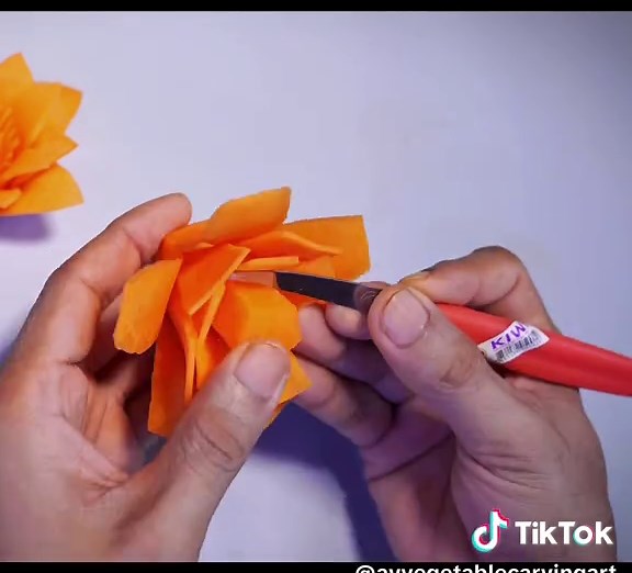 Creative Carrot Flower Carving Techniques