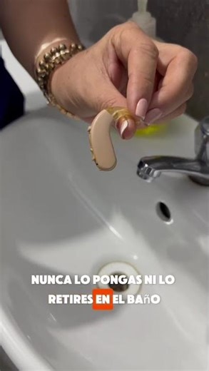 RECOMENDACION DE CUIDADO DE TU AUDIFONO MEDIDCADO: NO LO QUITES EN EL BAÑO.