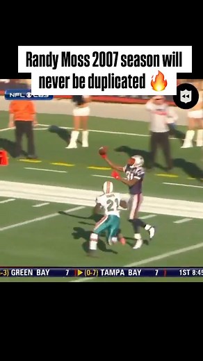 TB Dynasty on Instagram: "Tom Brady & Randy Moss were unstoppable  #TomBrady #TB12 #DoYourJob #PatriotsNation #PatriotsDynasty #NewEnglandPatriots #PatriotsFootball #TampaBayBucs #Buccaneers #GOAT #Belichick #billbelichick"