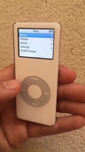 38K views · 471 reactions | Jog Dial Remote Control #tv #remotecontrol #ipod | ToonDesk | Facebook