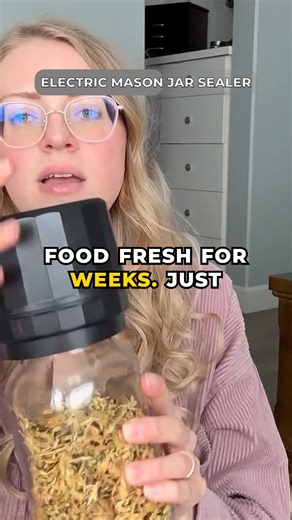 This electric mason jar vacuum sealer makes food storage so easy. 🔗 Comment LINK and I’ll send you where to get it. Just press it on top of your jar, hit the button, and it seals airtight in seconds. It’s cordless, rechargeable, and perfect for keeping snacks, coffee, or leftovers fresh longer. #amazonfinds #kitchenfinds #homegadgets #foodstorage #amazonfavorites | Home and Kitchen Reviews