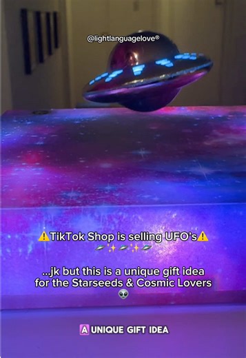 Levitating UFO Lamp: Un regalo único para los amantes del cosmos