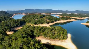 航拍广东之-从化温泉游