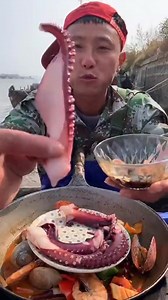 82K views · 643 reactions | Eating seafood boil, Let's eat with me​,...