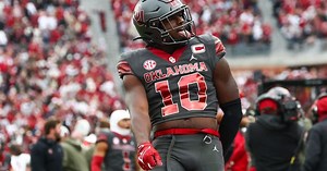 Oklahoma may have new 4th quarter tradition as players back selection of 50 Cent's 'Many Men'