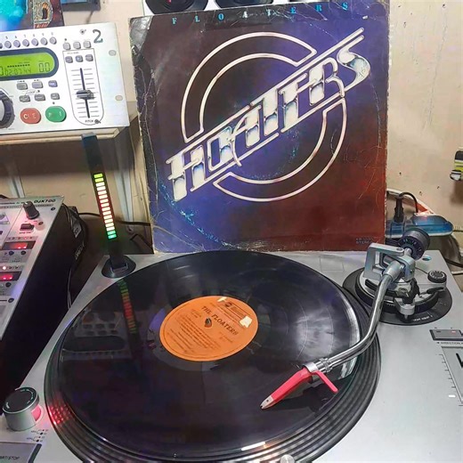EN VENTA $25 mil De 1977 THE FLOATERS - Float on | Mariomix Vinilos Clasicos Retro