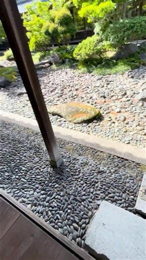 「パワースートン」新潟市江南区の北方文化博物館中庭の「御影石」 #パワーストーン #北方文化博物館