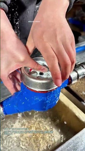 水道メーターを分解：内部構造の秘密を暴く