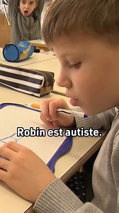 Comment intégrer son enfant autiste dans une classe normale ? Le combat quotidien des parents et des enseignants... Reportage en entier à retrouver sur YT (lien en bio) | Immersion reportages