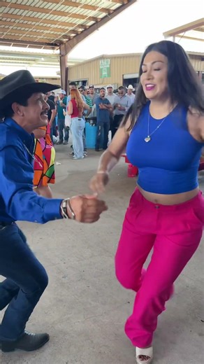 Baile en TX #youtubeshortsvideo #956valley #dancemusic