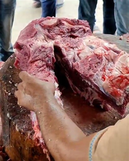 Master Beef Cutting Skills 🔪