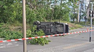 1.5K views · 15 reactions | #Świnoujście Pijanych ukraińców nocne zabawy. O krok od tragedii Więcej na https://www.eswinoujscie.pl/2024/05/26/swinoujscie-nocne-pijanych-ukraincow-zabawy-o-krok-od-tragedii-foto-video/ | Świnoujście w sieci | Facebook