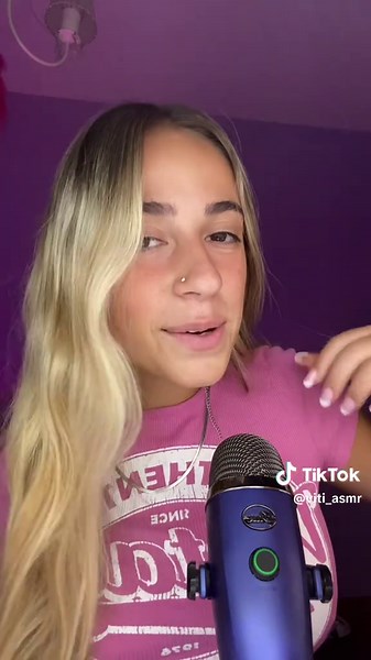 ASMR CON UÑAS LARGAS💞💅🏼 Holiss, si te gustó el video completo lo podes ver en mi canal de yt💘Yt: Viti Asmr Ig: viti.bertuna. #asmr #asmrsounds #asmrtiktoks #asmrvideo #tapping #asmr_tingles✨ #tingles #asmrtriggers #asmrvisual #fastasmr