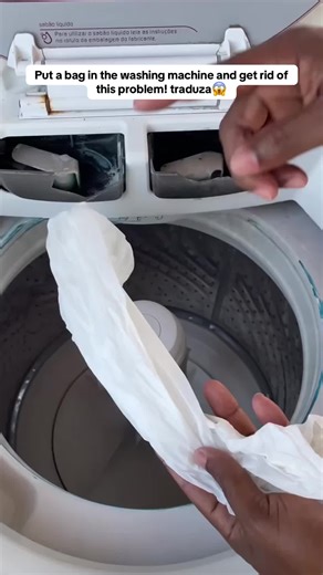 How to Wash a Bag in the Washing Machine Safely