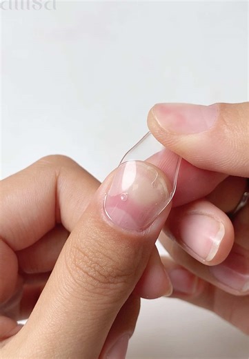 Mastering DIY Gel Nails at Home